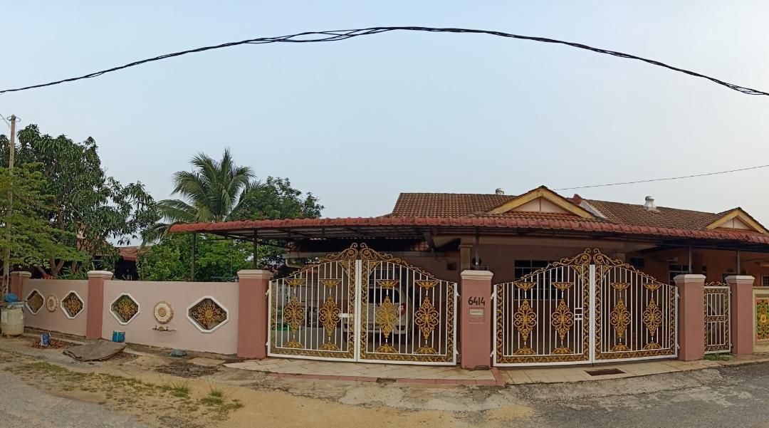Semi - D Setingkat Bukit Kuang