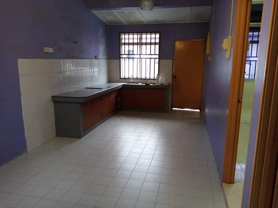 Teres Setingkat Taman Tunas Mahkota Permai - photo 3
