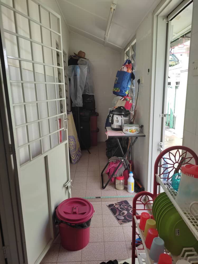 Semi - D Setingkat Inderapura Kuantan RENOVATED - photo 3