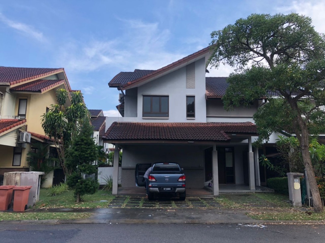 Semi-D 2 Storey Glenmerie Cove Klang RENOVATED