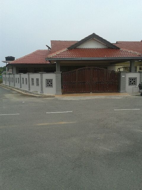 Corner Lot Teres Bandar Kuantan Putri Sungai Soi