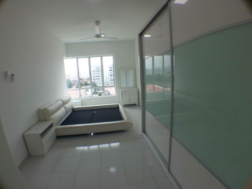 D Suria, Ampang Hilir - photo 4