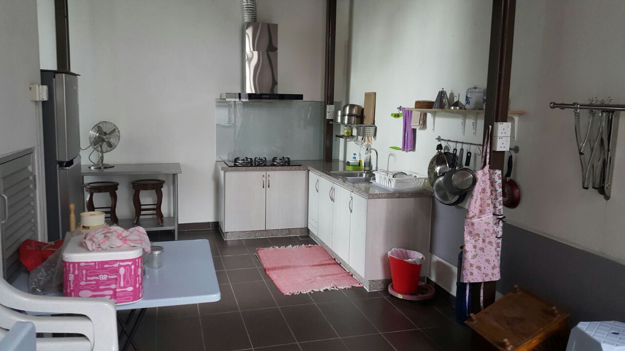 Beverly Heights, Ukay - photo 3