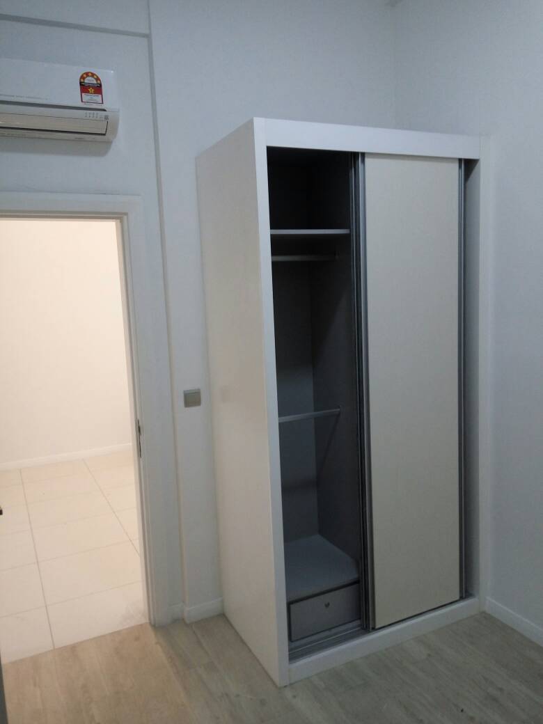 M CITY,JALAN AMPANG,BLOCK B,2 ROOMS,NEAR TO KLCC - photo 2