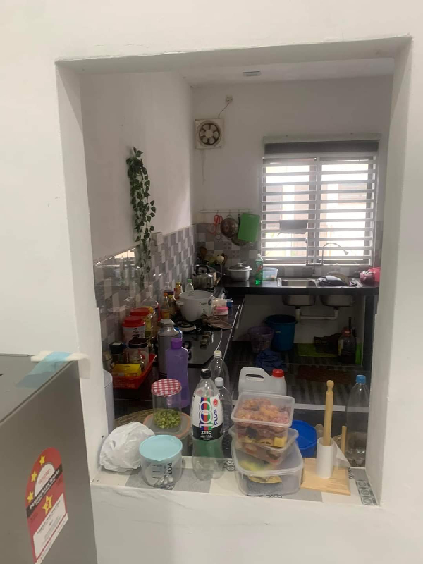 Rumah Teres Setingkat Di Taman Tanjung Bakti  - photo 8