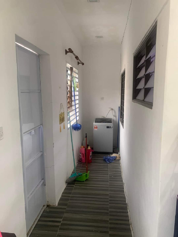 Rumah Teres Setingkat Di Taman Tanjung Bakti  - photo 9