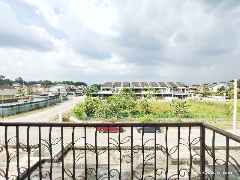 [ Facing Open ] Rumah 2.5 Tingkat Untuk Dijual Bawah Harga Pasaran  - photo 4