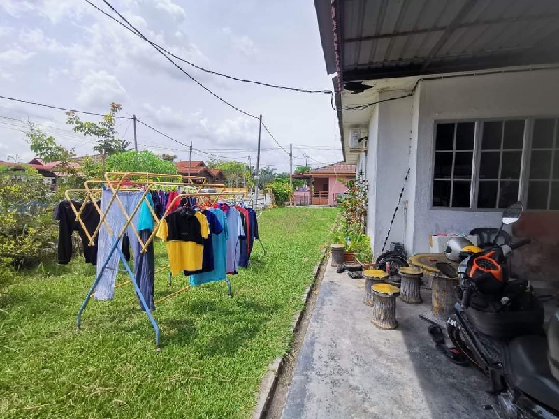 Teres Setingkat CORNER LOT Di Manjung Perak Untuk Dijual  - photo 4