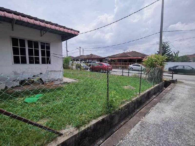 Teres Setingkat CORNER LOT Di Manjung Perak Untuk Dijual  - photo 10