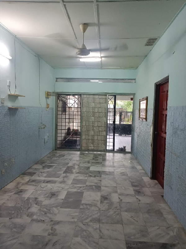 Teres Setingkat Belakang Klinik Kesihatan Tg.Rambutan Perak - photo 3