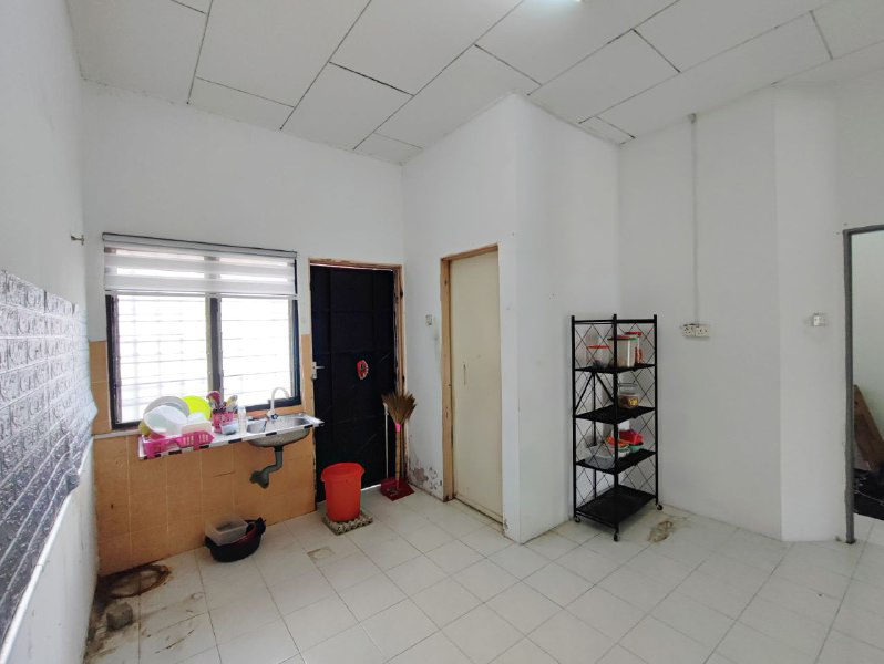 Corner Lot Depan Rumah Padang  - photo 11