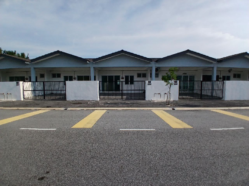 RUMAH BARU BELUM PERNAH DI DIAMI  - photo 2
