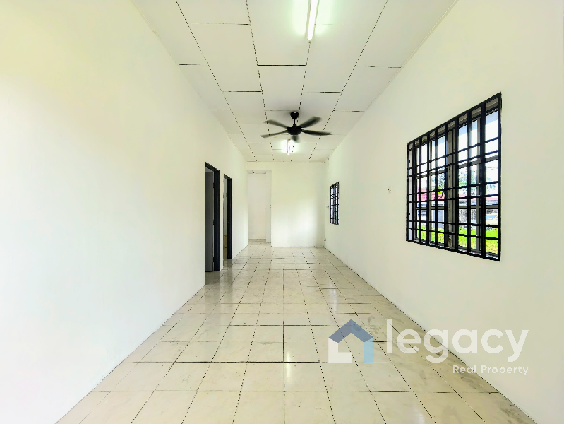 Rumah Corner Lot Facing Open - photo 5