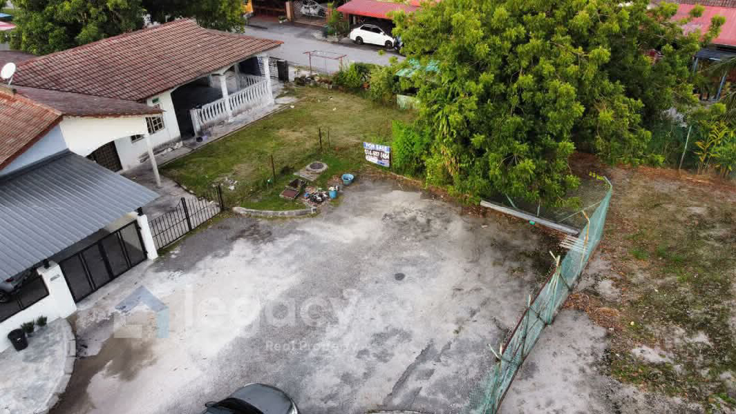 RUMAH CORNER LOT LUAS - photo 2
