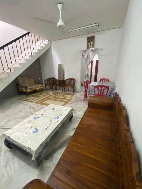 Rumah 2 Tingkat Sesuai Untuk Pelaburan  - photo 2