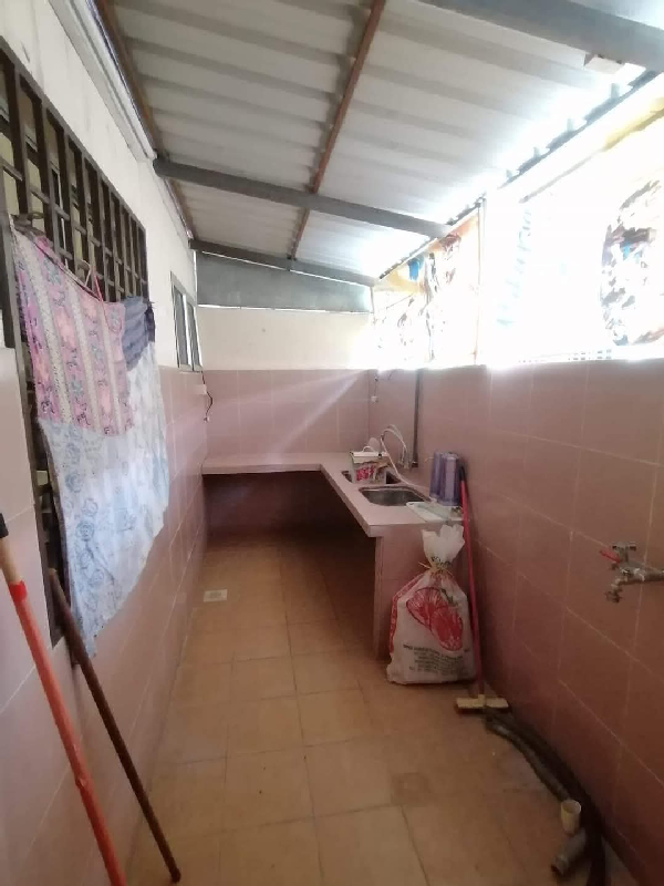 IPOH MENGLEMBU TAMAN ARKID DOUBLE STOREY HOUSE - photo 4