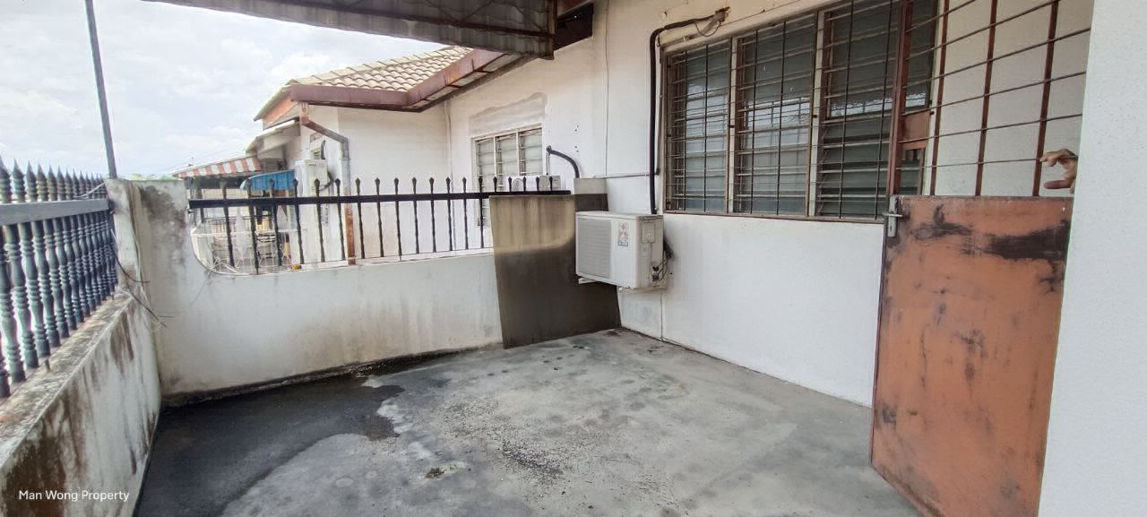 IPOH Menglembu Taman Sepakat Double Storey Terrace House  - photo 11
