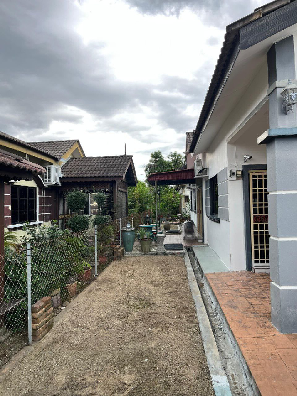 IPOH BERCHAM DESA PUTRA SINGLE-STOREY BUNGALOW HOUSE  - photo 2