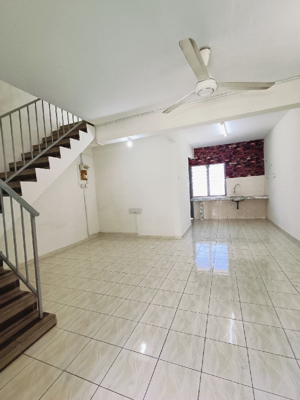 IPOH Batu Gajah Pusing Double Storey Terrace House  - photo 2