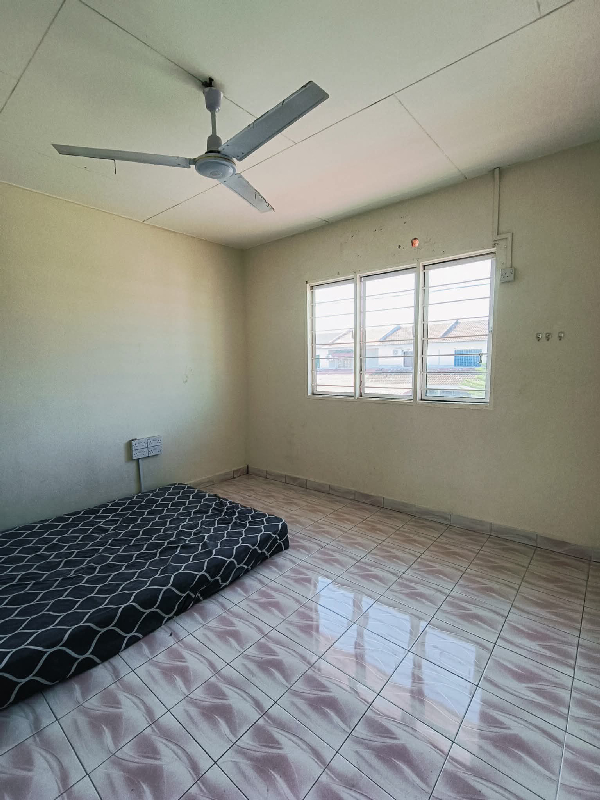 IPOH Batu Gajah Pusing Double Storey Terrace House  - photo 4