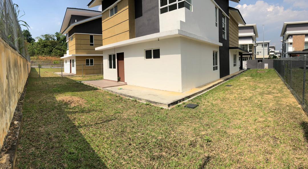 New 4895sqft Taman Bukit Kuang Perdana Bungalow - photo 9