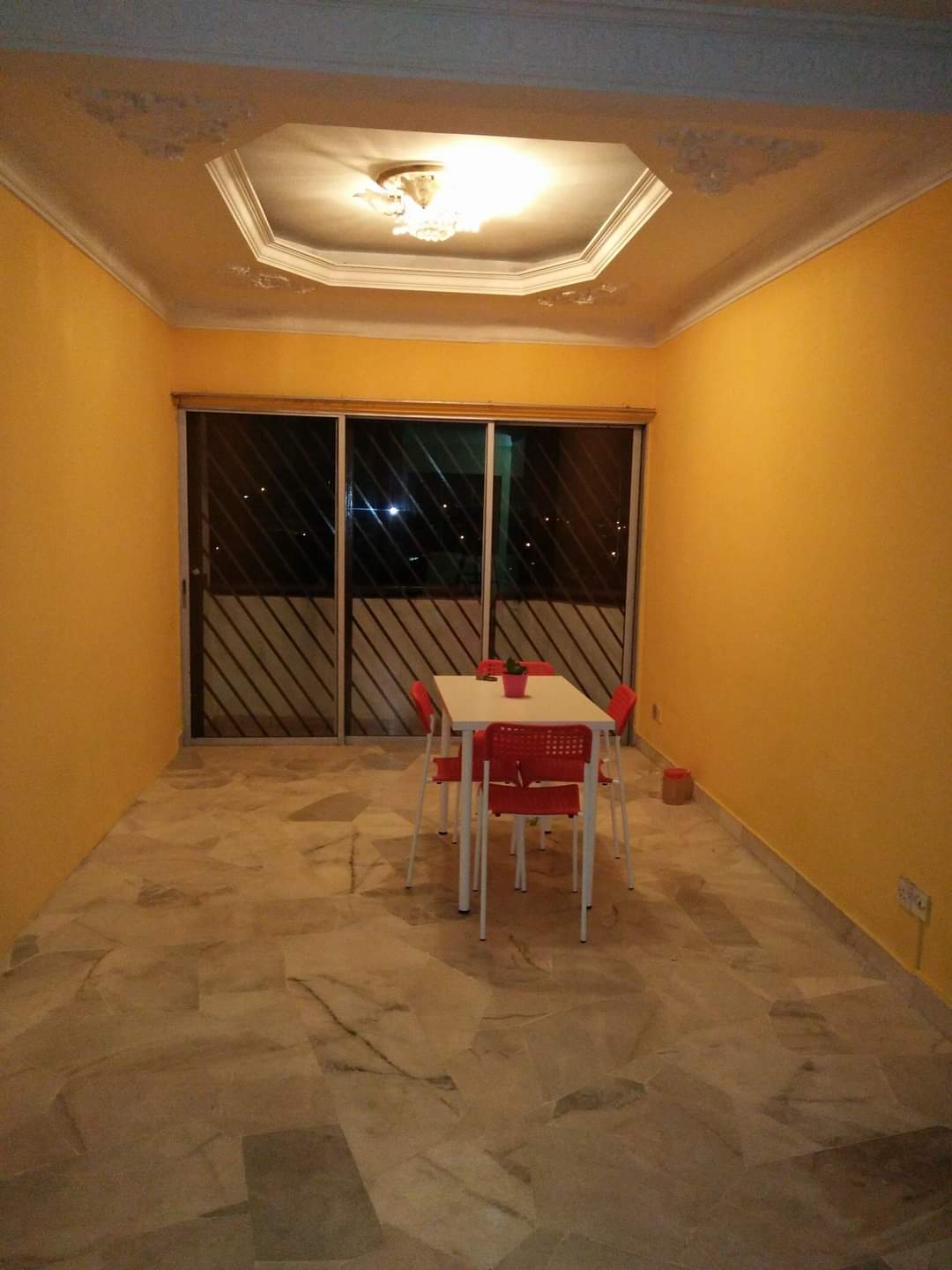 Freehold Villa Mewah Apartment Salak South 850 sqf - photo 6