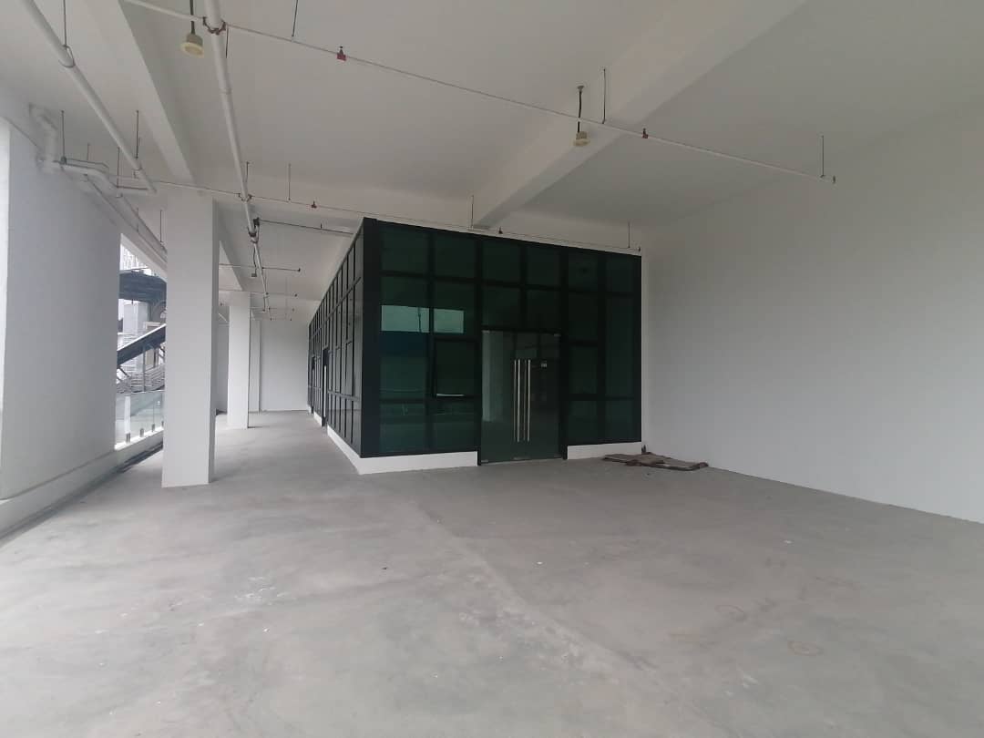 Corner Lot Shaftsbury Putrajaya 3736sqft - photo 2