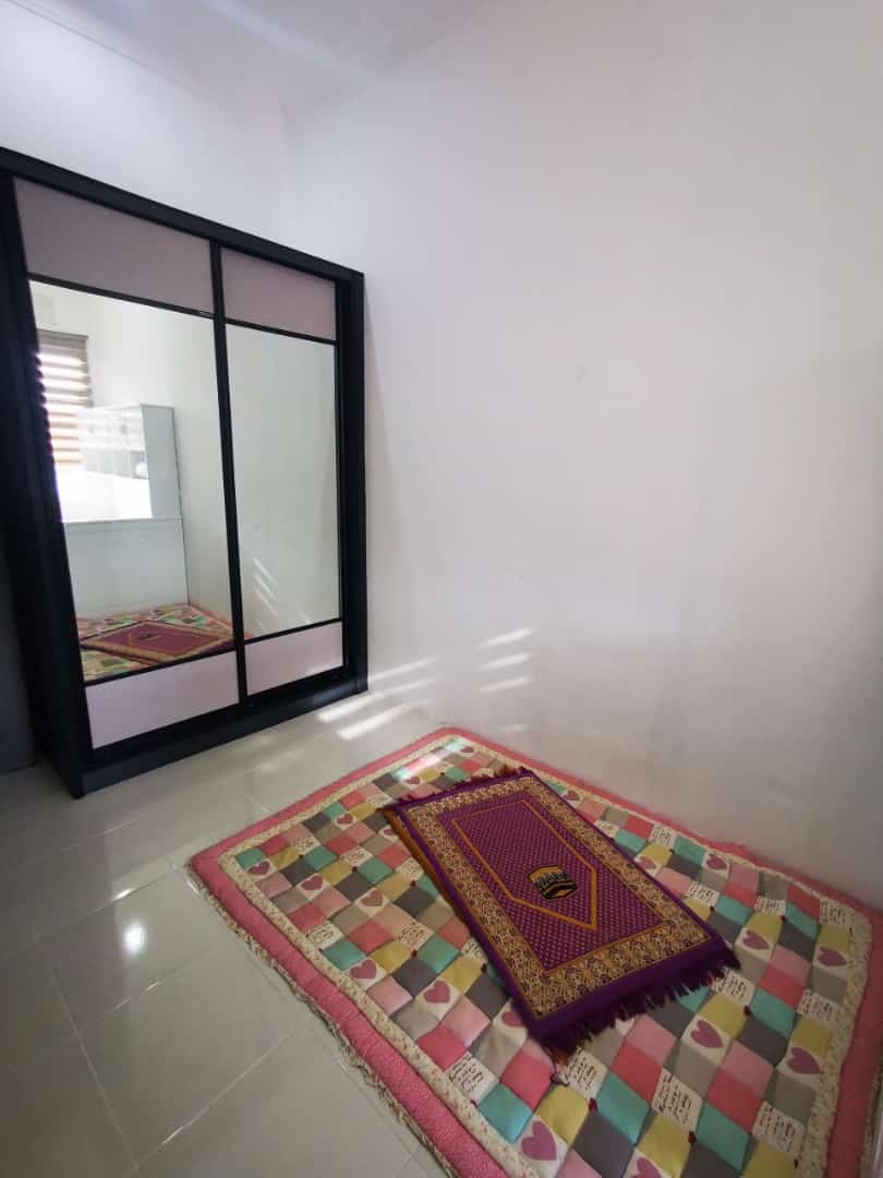 Double Storey End Lot Taman Cacar Murni, Paka  Fre - photo 6