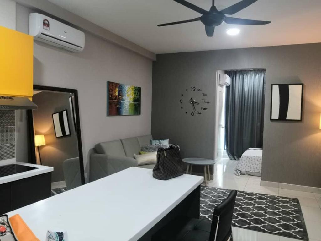 Liberty Arch Ukay Ampang Freehold Studio Unit - photo 5