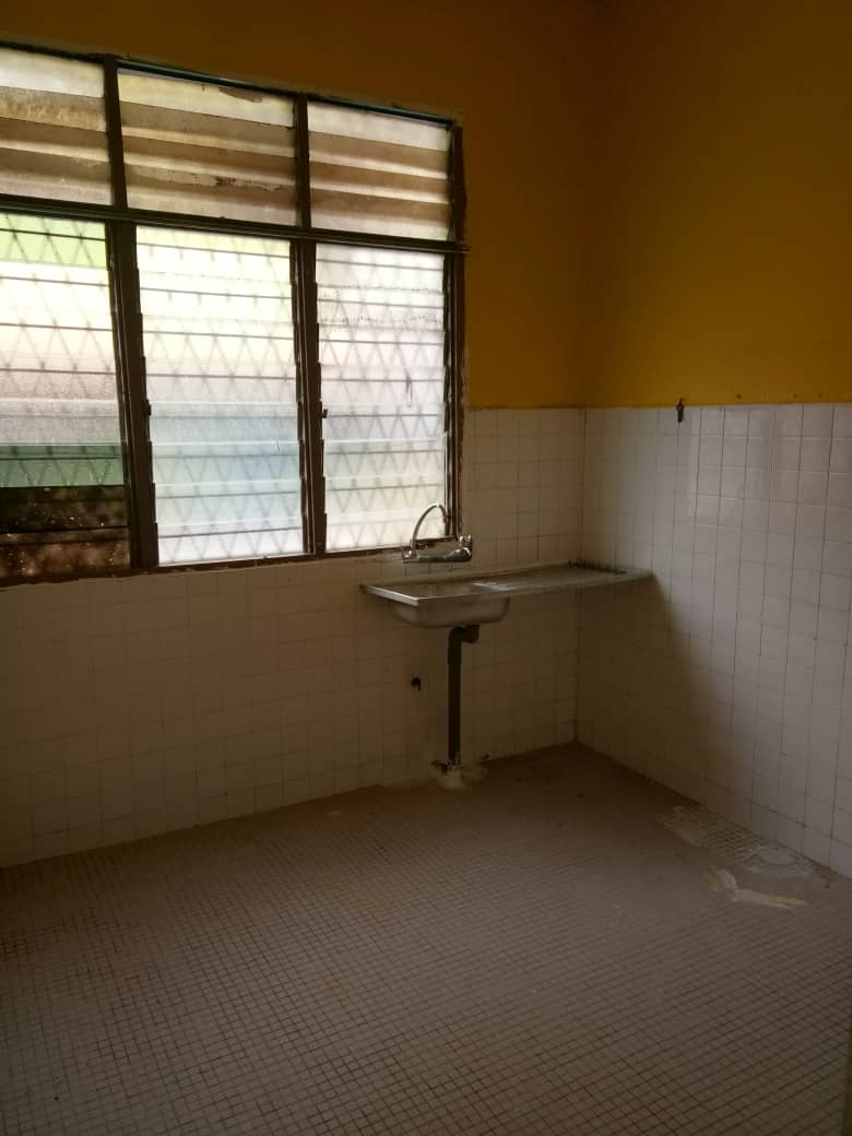 Single Storey Terrace, Taman Jasa Utama, Selayang - photo 12
