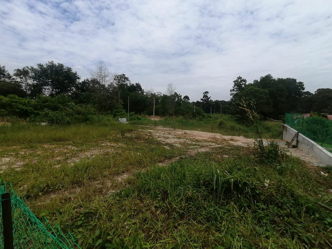 Lot Banglo Hulu Langat Batu 17 Seberang Geran Indi - photo 6