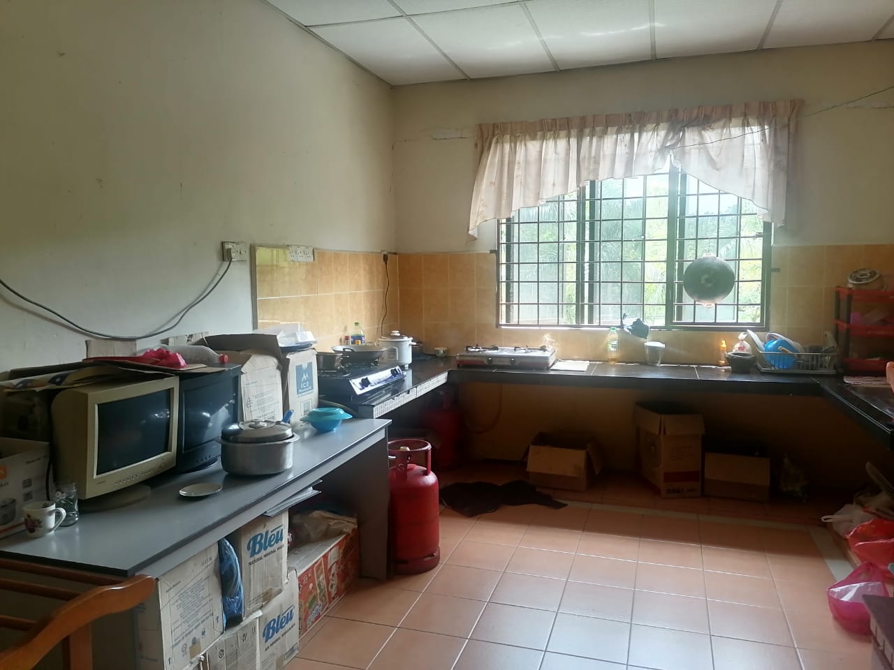 3 Storey Shoplot Bandar Baru Salak Tinggi - photo 13