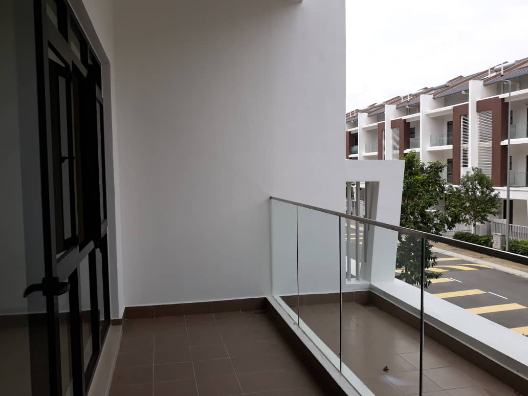 3-Storey End Lot at Avens Residence, Southville - photo 9