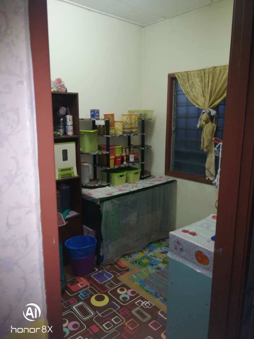 1 Storey House Bandar Kinrara Seksyen 4 Freehold - photo 5