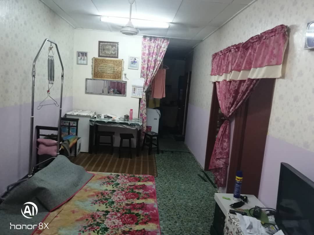 1 Storey House Bandar Kinrara Seksyen 4 Freehold - photo 9