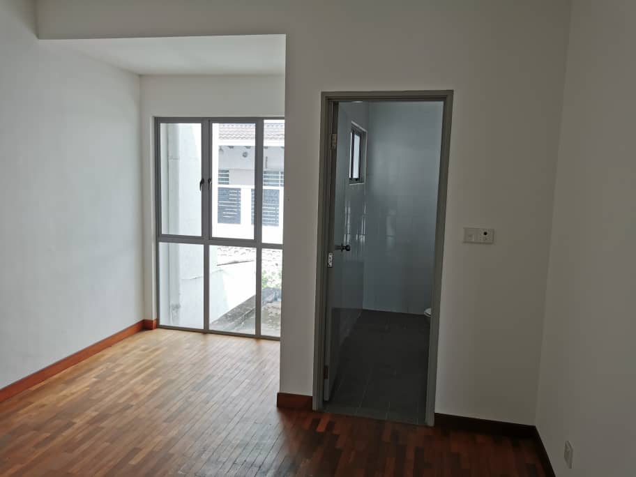 2 Storey Intermediate 24x80 Sering Ukay Ampang - photo 11