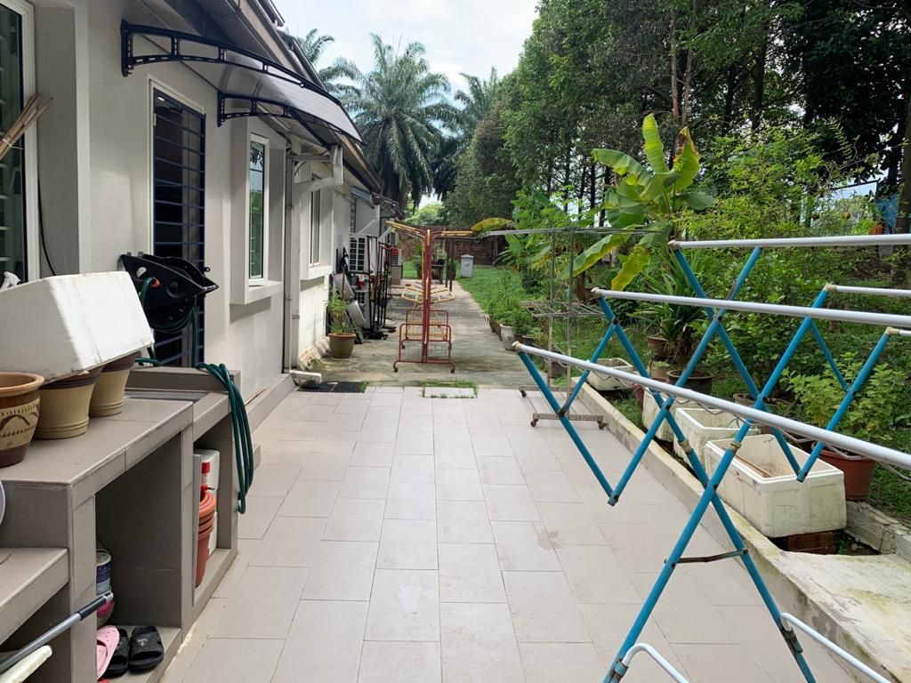 2 n Half Stry Superlink 24x80 Freehold Usj Heights - photo 2