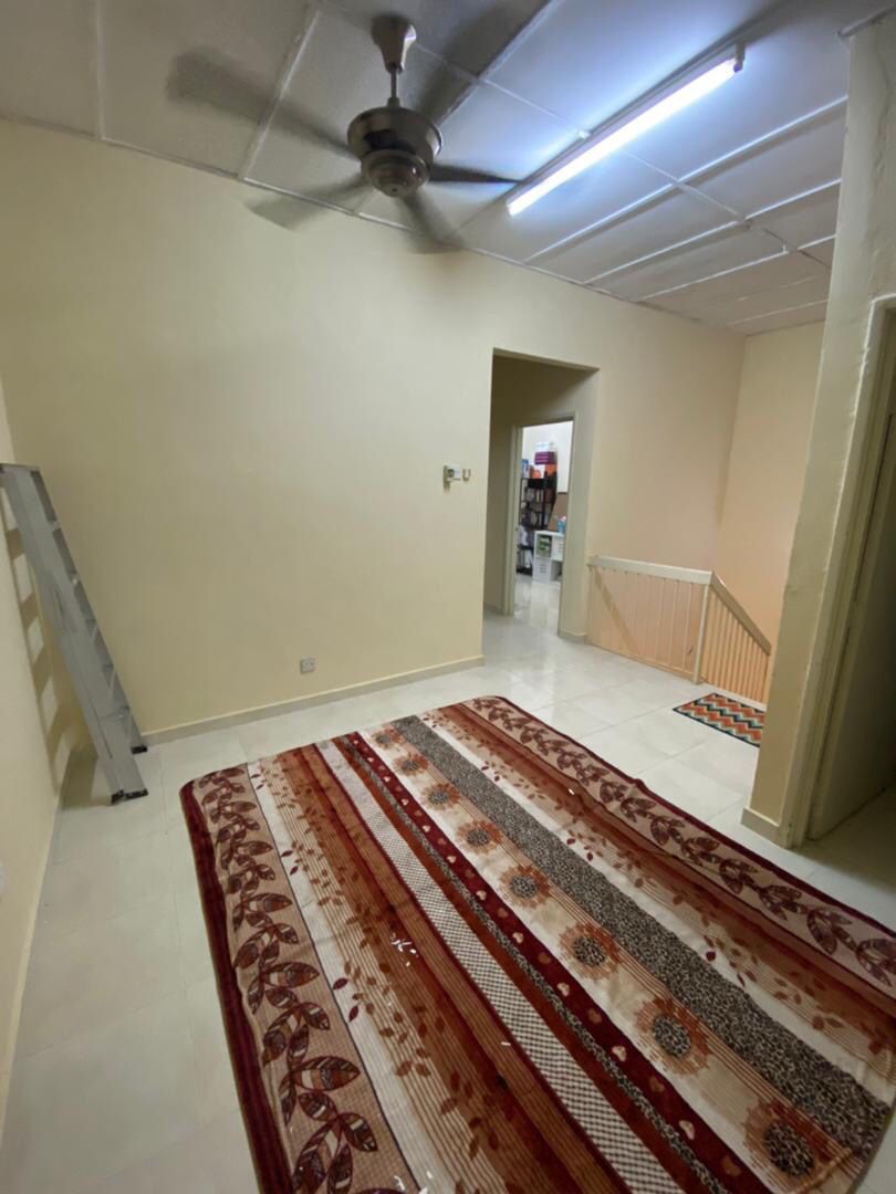 Double Storey Taman Lestari Putra, Seri Kembangan - photo 5