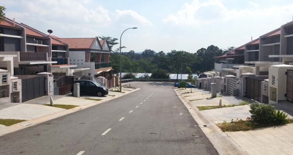 2Storey Terrace House Aman Putri Sg Buloh 20 x70 - photo 2