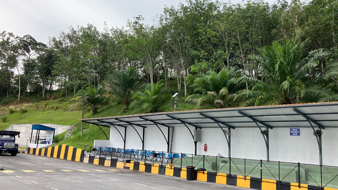 8 Acre Freehold Non Bumi Kuala Kubu Bharu - photo 2
