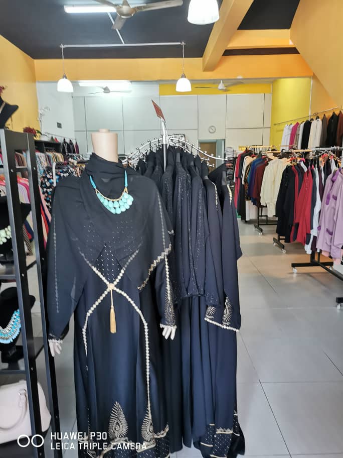 2 Adjoining 3 Storey  Shoplot Rawang The Reef Shop - photo 5
