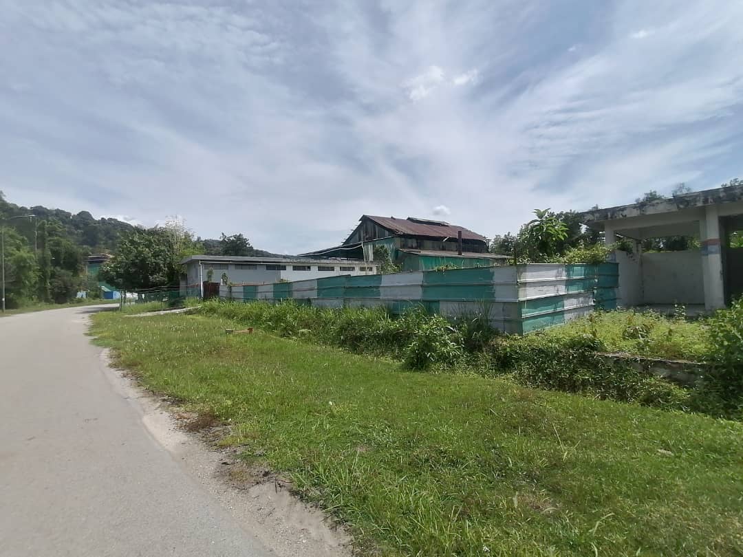 1 and half Ekar Industrial Land Rasa Non Bumi Lot - photo 5