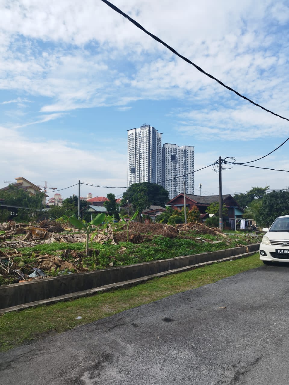 Bungalow Lot Non Bumi  5489 sqft Individual Title - photo 4
