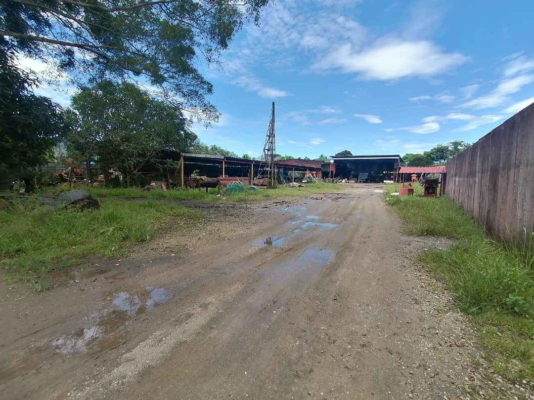 1 Acre Industrial Land with Factory Non Bumi Lot - photo 7