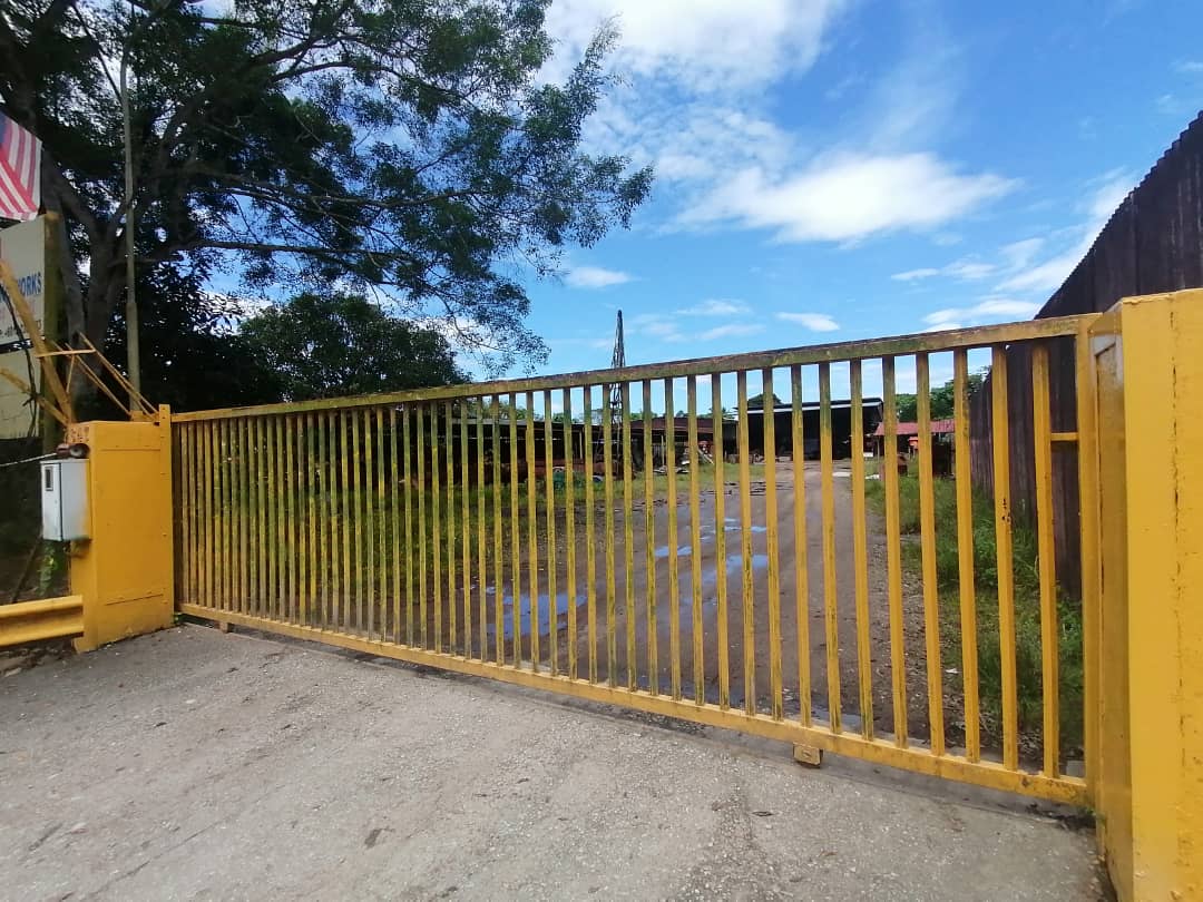 1 Acre Industrial Land with Factory Non Bumi Lot - photo 8