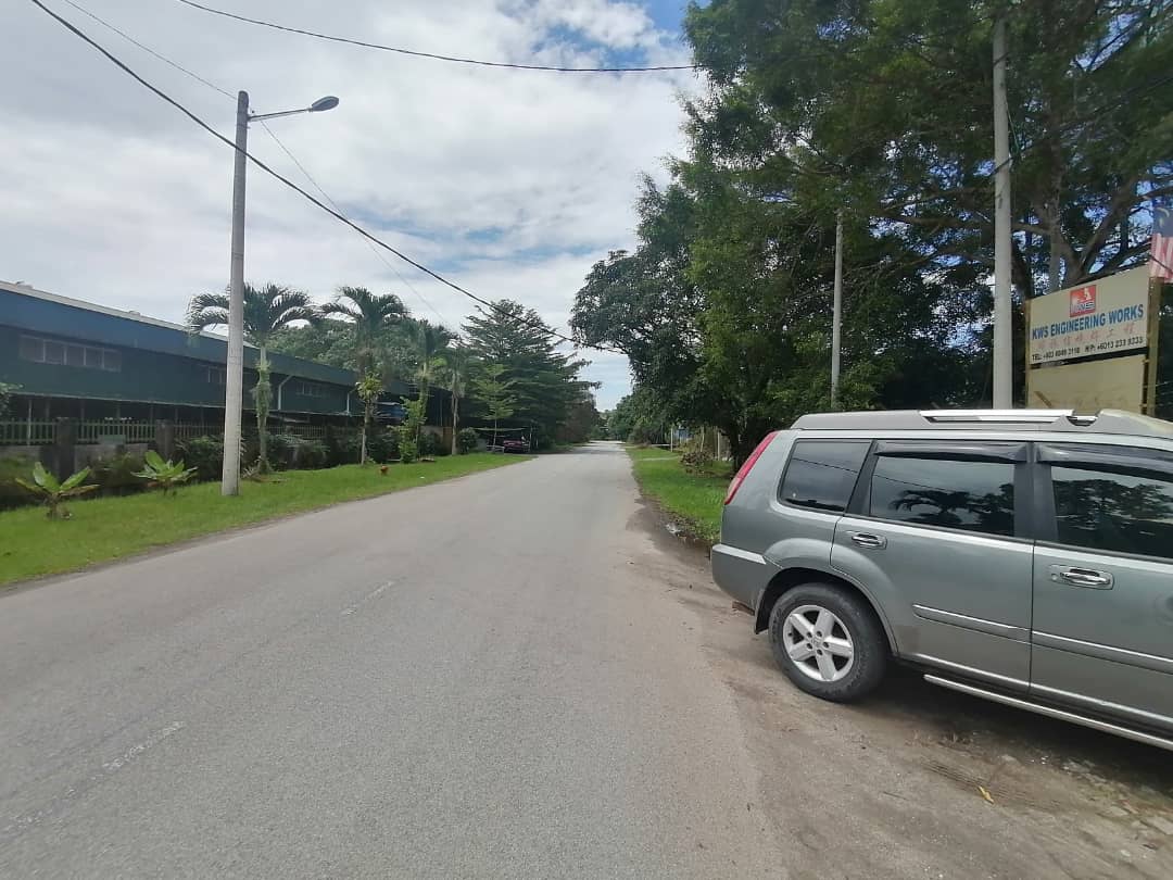 1 Acre Industrial Land with Factory Non Bumi Lot - photo 2