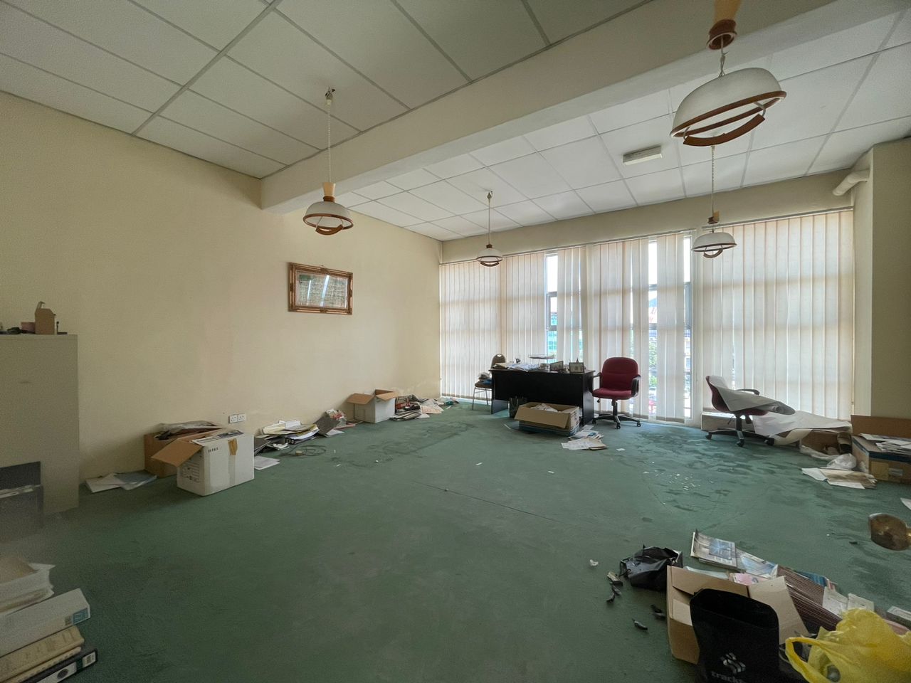 4 Storey End Lot Shoplot Melawati Square - photo 8