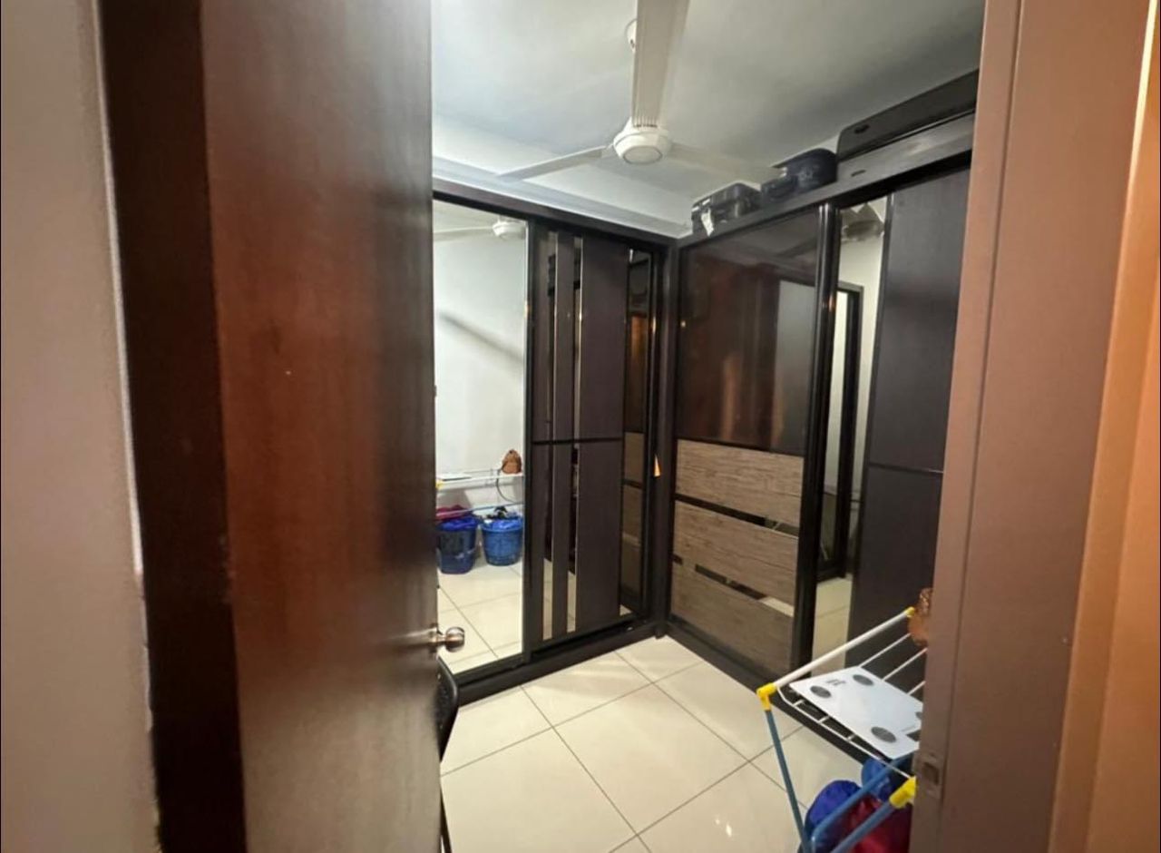 Kuala Lumpur Traders Square 940 sq ft with 4 room - photo 5