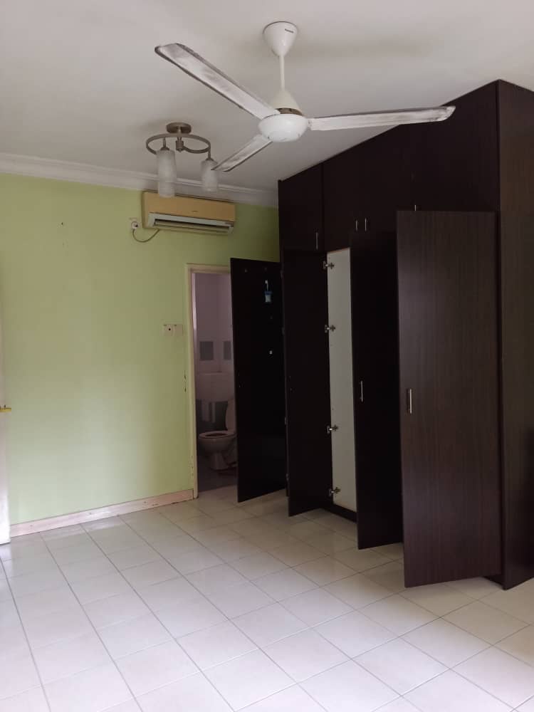 Cengal Condominium, Bdr Sri Permaisuri Block B - photo 9