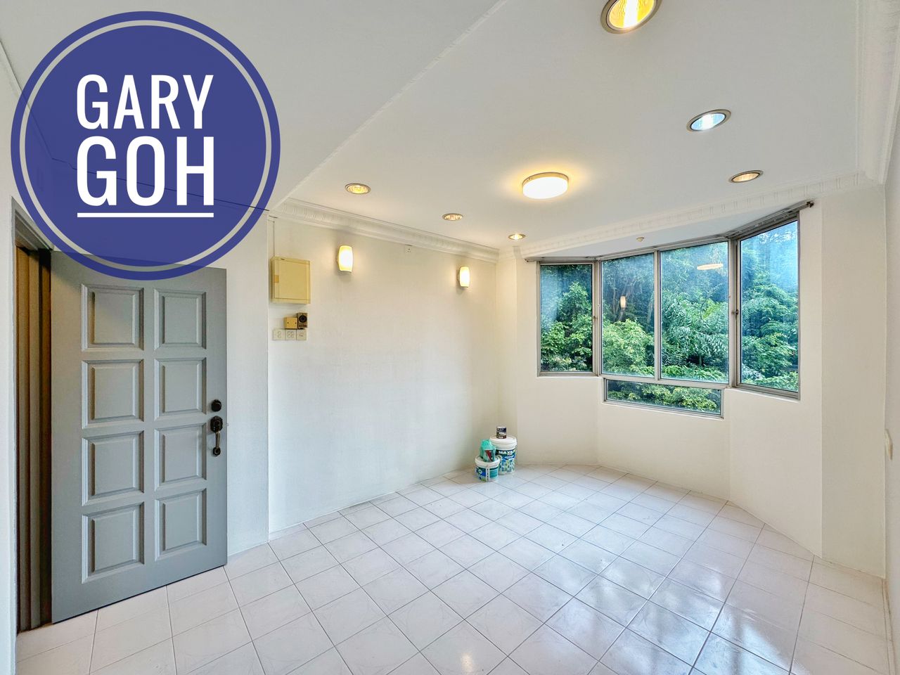 Kingfisher 800sqft 1 ...